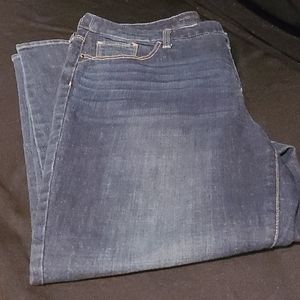 NWOT Chicos Slimming Girlfriend Ankle Jeans sz 2.5